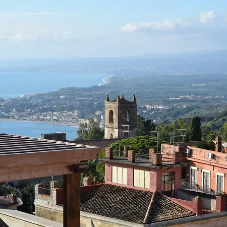 Al Bacio Apartment *